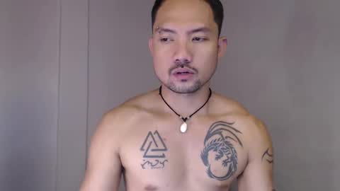Snapshot of thefriskyasian chatting on 12-04-24, 08:56 Jaycee online show from 12-04-24, 08:56