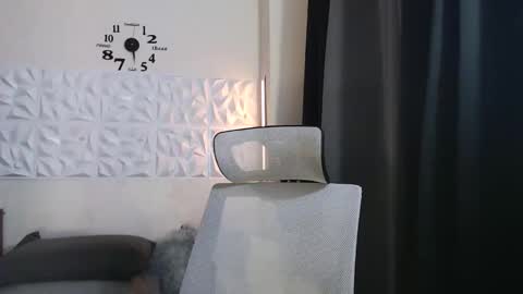 Snapshot of thefriskyasian chatting on 12-16-24, 12:38 Jaycee online show from 12-16-24, 12:38
