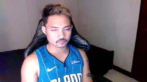 Snapshot of thefriskyasian chatting on 01-26-25, 02:24 Jaycee online show from 01-26-25, 02:24