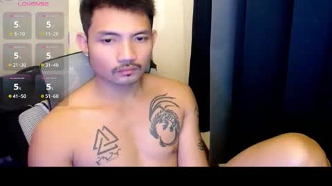 Snapshot of thefriskyasian chatting on 09-22-25, 04:09 Jaycee online show from 09-22-25, 04:09