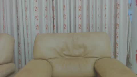 Snapshot of thegeezer30 chatting on 12-11-24, 04:20 Geezer online show from 12-11-24, 04:20