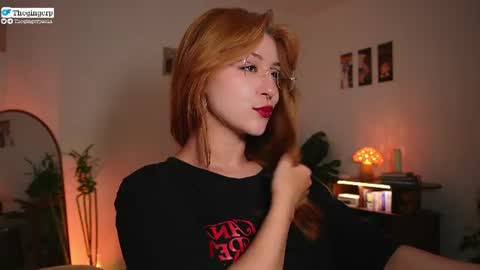 Snapshot of thegingerp chatting on 07-10-26, 09:50 Streaming mostly at online show from 07-10-26, 09:50