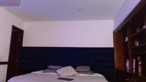 Peyton online show from 04-09-26, 03:39