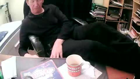 Snapshot of thegoodteacher54 chatting on 03-18-26, 05:27 paul online show from 03-18-26, 05:27