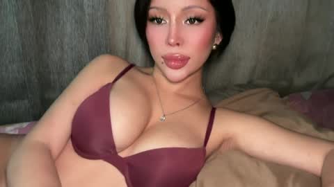 Elle  dont forget to folloW me and thumbs up online show from 07-06-26, 03:14