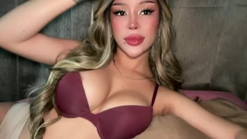 Elle  dont forget to folloW me and thumbs up online show from 07-15-26, 06:51