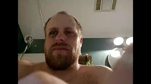 Snapshot of thehammerxx chatting on 10-09-25, 09:29 thehammerxx online show from 10-09-25, 09:29