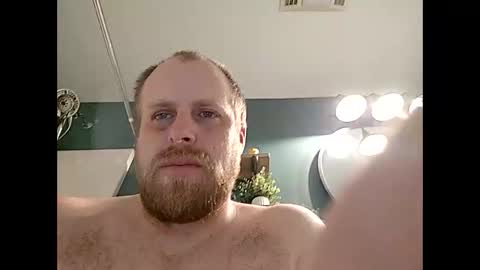 Snapshot of thehammerxx chatting on 10-13-25, 10:04 thehammerxx online show from 10-13-25, 10:04