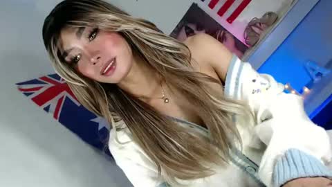 laisa online show from 06-26-26, 10:08