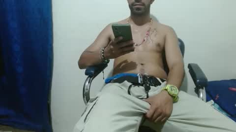 thehousedog online show from 12-19-25, 09:05