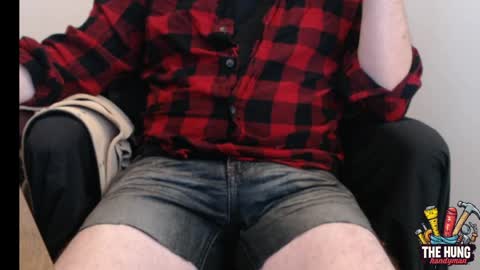 Snapshot of thehunghandyman chatting on 05-01-26, 06:07 TheHungHandyman online show from 05-01-26, 06:07