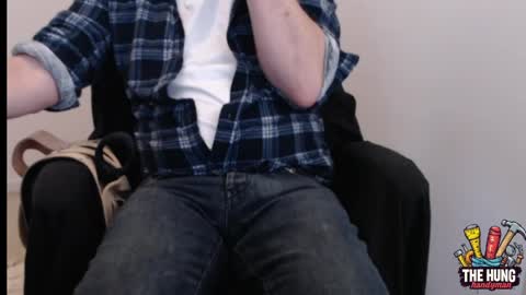 Snapshot of thehunghandyman chatting on 05-09-26, 12:38 TheHungHandyman online show from 05-09-26, 12:38