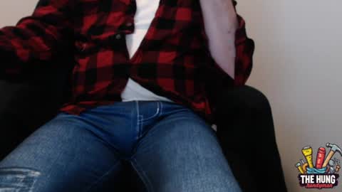 Snapshot of thehunghandyman chatting on 06-20-26, 09:56 TheHungHandyman online show from 06-20-26, 09:56