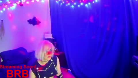 Snapshot of thehungmantis chatting on 03-05-25, 07:17 thehungmantis online show from 03-05-25, 07:17