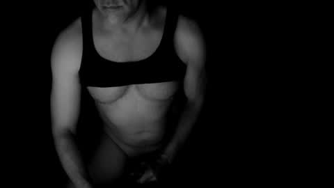 Snapshot of thehungmantis chatting on 09-21-25, 03:19 thehungmantis online show from 09-21-25, 03:19