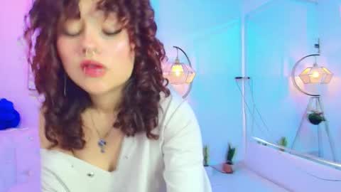 Theia  online show from 01-11-25, 01:32