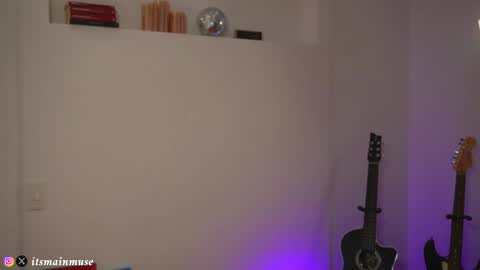 Iris online show from 09-22-25, 11:18