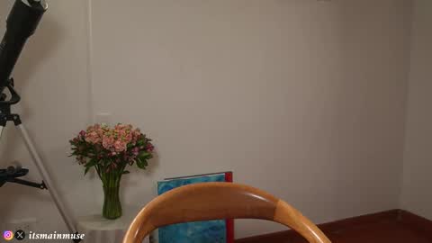 Iris online show from 03-17-26, 11:08