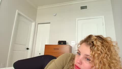 Lily Marie online show from 01-30-25, 07:48