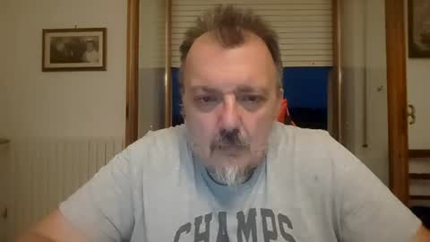 Snapshot of theitalianpapi chatting on 07-20-26, 07:16 Pippo71 online show from 07-20-26, 07:16