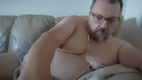 Snapshot of theitalianpapi chatting on 07-25-26, 04:54 Pippo71 online show from 07-25-26, 04:54