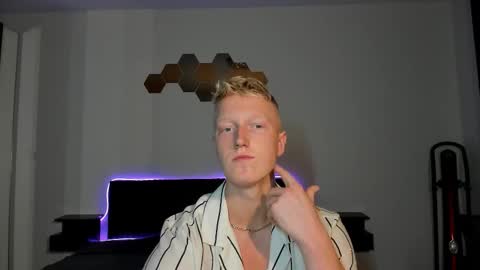 Snapshot of thejacob_d chatting on 11-09-25, 05:22 thejacob_d online show from 11-09-25, 05:22