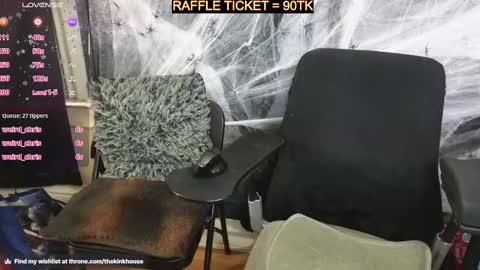 Snapshot of thekinkhouse chatting on 10-01-25, 12:38 Goddess Nola online show from 10-01-25, 12:38