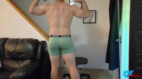 Snapshot of thekodyy chatting on 06-07-26, 01:10 thekodyy online show from 06-07-26, 01:10