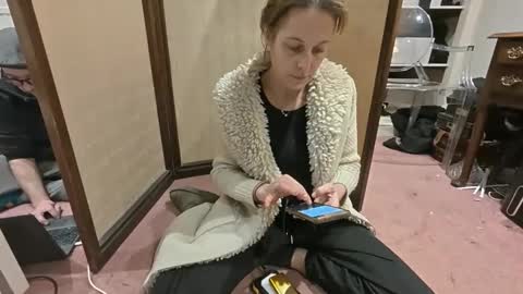 theladyduchess online show from 04-04-26, 11:24