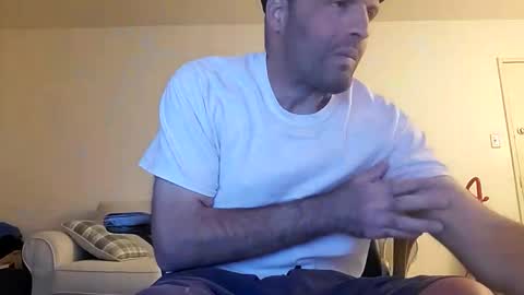 Snapshot of themann18951pa chatting on 06-03-26, 02:25 The420 online show from 06-03-26, 02:25