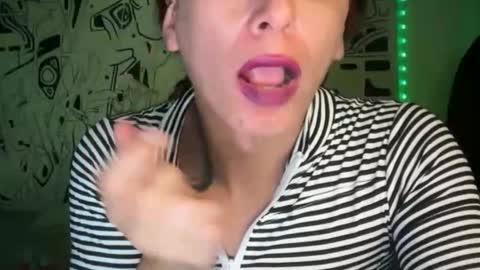 Lucy Lucy online show from 11-29-25, 11:52