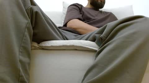 TheMonarchGoat online show from 12-19-25, 07:21