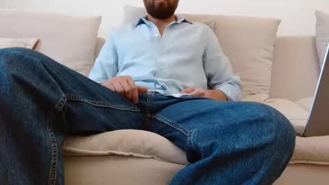 TheMonarchGoat online show from 04-18-26, 04:22