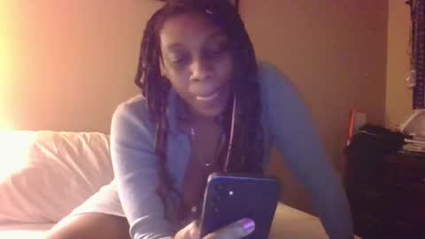 Snapshot of thenaturalgoddess chatting on 01-20-25, 01:18 TheNaturalGoddess online show from 01-20-25, 01:18