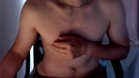 Snapshot of theofficeguy_89 chatting on 09-15-25, 03:45 theofficeguy_89 online show from 09-15-25, 03:45