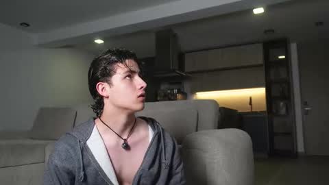  THEO- MATEO  online show from 02-24-26, 11:03