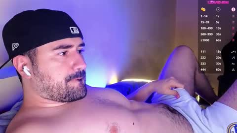 Snapshot of theoravi chatting on 12-17-25, 04:29 Theo Ravi online show from 12-17-25, 04:29