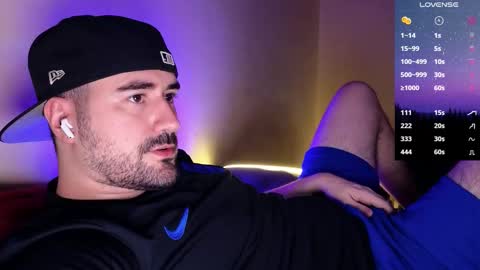 Snapshot of theoravi chatting on 02-22-26, 03:51 Theo Ravi online show from 02-22-26, 03:51