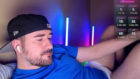 Snapshot of theoravi chatting on 03-04-26, 03:56 Theo Ravi online show from 03-04-26, 03:56