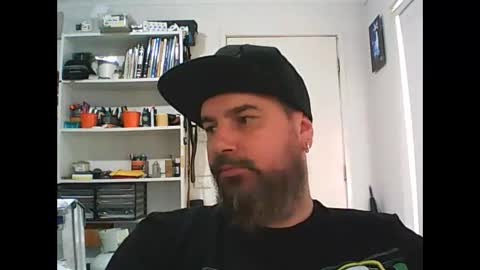 Snapshot of theozbeardguy chatting on 12-18-24, 12:43 aussiebeard online show from 12-18-24, 12:43