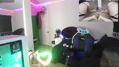 The Plug Love  Friends online show from 09-19-25, 10:32