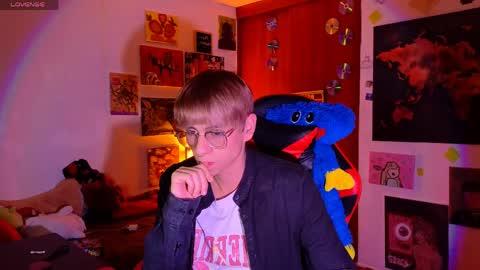 Snapshot of theprince_red chatting on 04-10-26, 07:29 Matt independent model online show from 04-10-26, 07:29