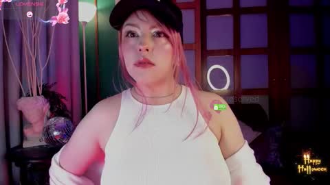 Snapshot of theprincess_rosee chatting on 10-09-25, 05:27 Rosie  online show from 10-09-25, 05:27