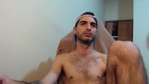 Santiago Enrique online show from 10-15-25, 06:02