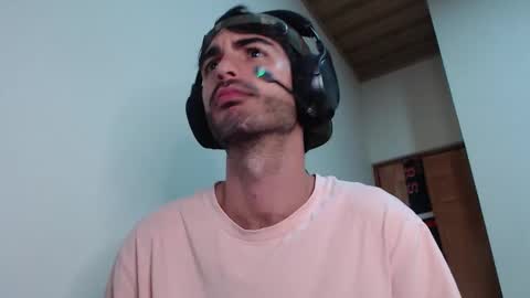 Santiago Enrique online show from 01-11-26, 05:23