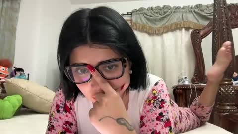 Snapshot of therealcamilabaddie chatting on 02-19-25, 08:01 therealcamilabaddie online show from 02-19-25, 08:01