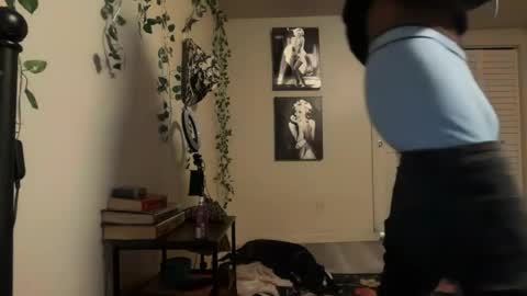 Snapshot of therealferrarii chatting on 06-22-26, 02:57 therealferrarii online show from 06-22-26, 02:57
