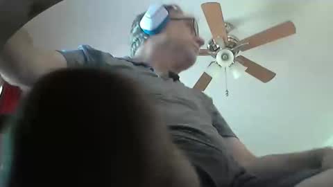 Snapshot of thereisnospoon1970 chatting on 05-17-26, 04:47 Neo online show from 05-17-26, 04:47