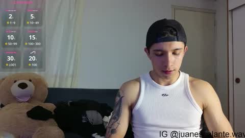 Snapshot of thesaint_xxx chatting on 05-15-26, 11:17 thesaint_xxx online show from 05-15-26, 11:17