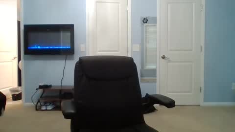 Snapshot of thesexorcist1984 chatting on 01-17-25, 10:01 James online show from 01-17-25, 10:01